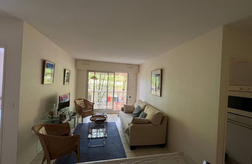 Arcachon Apartment | Comfortable city centre apartment - 3 guests