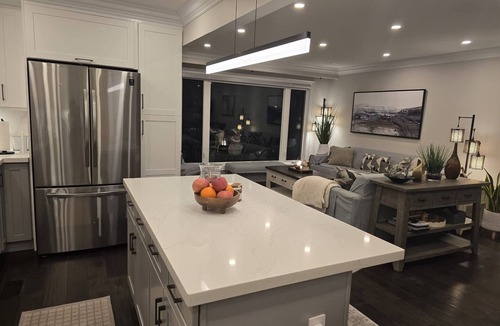 Cooksville House | Comfortable City Home