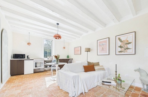 Saumur Apartment | Comfortable cocoon 400m from Saumur cellars, close to golf course, IFCE, Loire.