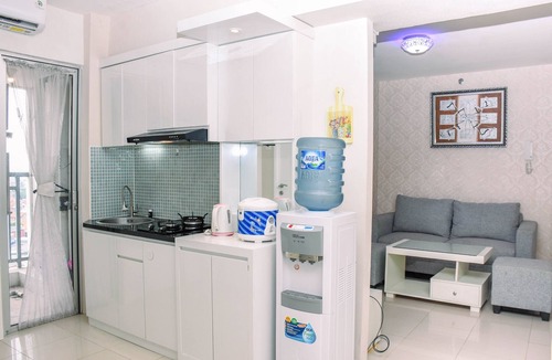 Jatinegara Apartment | Comfortable Combined Unit 3BR at Bassura City Apartment near Mall