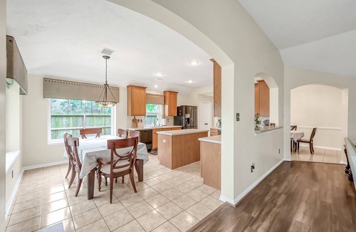 College Park House | Comfortable Conroe Retreat | Pet Friendly | ~40 Min to NRG Stadium World Cup Games
