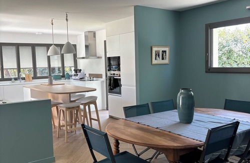 Pornic Bed & Breakfast | Comfortable, contemporary new villa just 10 minutes' walk from the beach.