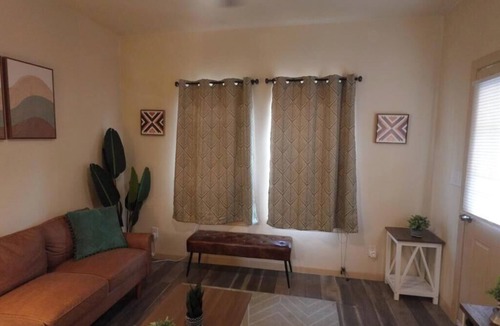 Alta Vista House | Comfortable, convenient, close to downtown area II
