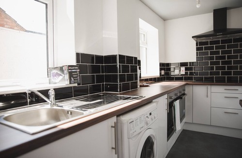 Aylestone House | Comfortable Cosy House in Leicester