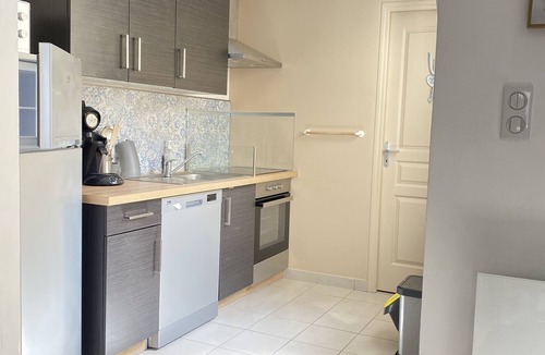 Rang-du-Fliers House | Comfortable cottage with enclosed parking