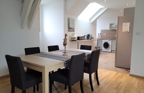 Hauterive Cottage | Comfortable cottage with shared pool in Hauterives