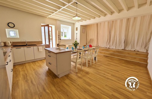 Marcille-la-Ville Cottage | Comfortable country cottage - 6 guests