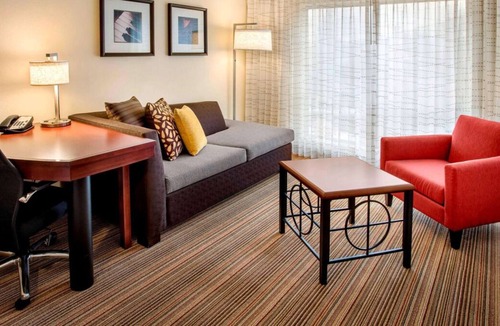 Westborough House | Comfortable Countryside Stay! Free Parking, Onsite Pool, Pets Allowed