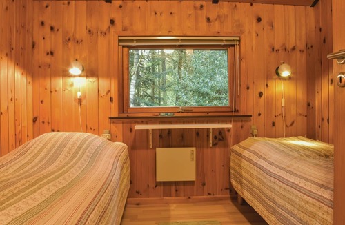 Tim House | Comfortable domicile in a quiet environment.