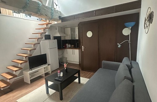 Clermont-Ferrand Apartment | Comfortable duplex - Ideal location