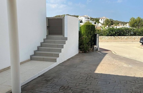 Rafol de Almunia House | Comfortable bungalow with pool in El Ráfol d'Almúnia - sea views and mountain panorama