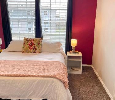 South Side House | Comfortable Family Stay with Pool Near Beach