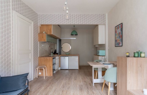 Decre-Cathedrale Apartment | Comfortable flat in the heart of Nantes