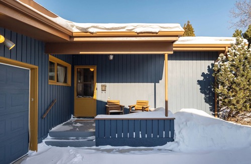 Fort Gary House | Comfortable Fort Garry Home | 3 Bed | 2 Bath |