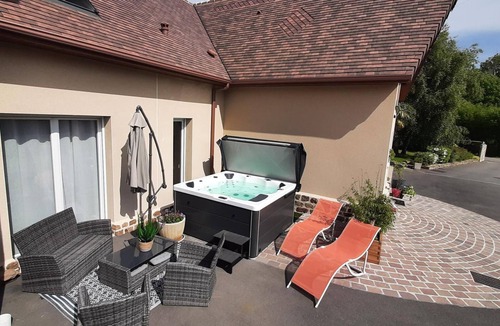 Athis-Val de Rouvre Cottage | Comfortable house with garden and spa, near Swiss Normandy