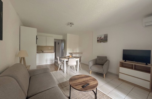 Les Hauts de Canet Resort | Comfortable T2 in Malibu Village – Pools & Beach Nearby