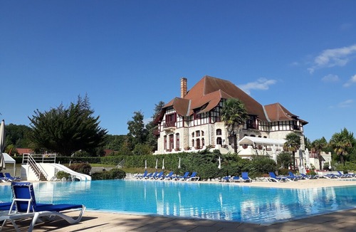 Daumazan-sur-Arize House | Comfortable home with terrace in a pleasant holiday village