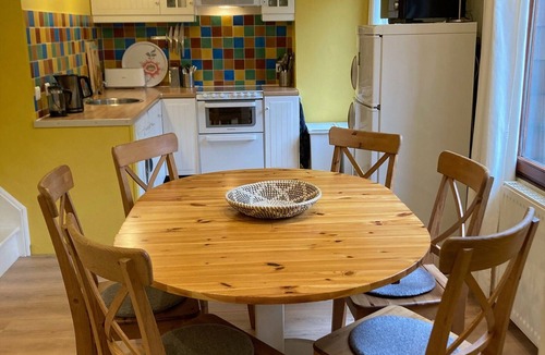 Fresse-sur-Moselle Cottage | Comfortable mountain cottage with terrace and WIFI