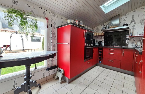 LʼAiguillon-sur-Mer House | Comfortable house with veranda and garden, 4 pax, pets on request