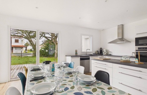 Notre-Dame-de-Monts House | Comfortable house for 6 with garden and jacuzzi