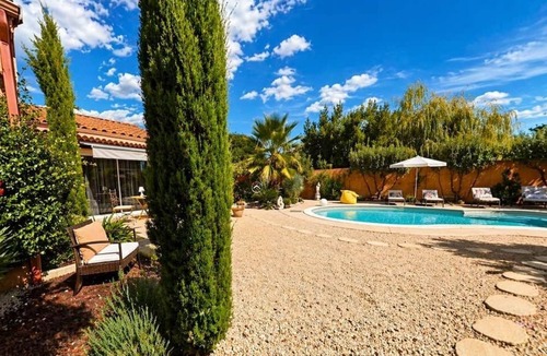 Portes-les-Valence Apartment | Comfortable studio with private terrace and pool access
