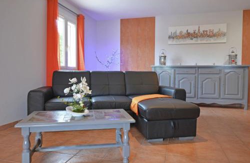 Saint-Victor-de-Malcap Villa | Comfortable villa with swimming pool
