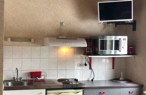 Montferrier Apartment | Comfortable, functional apartment 150m from the slopes