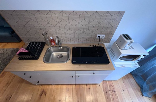 Belvedere Apartment | Comfortable furnished studio