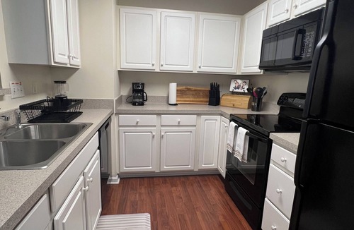 Guilford County Apartment | Comfortable Ground Floor Apartment 2BR/2BA
