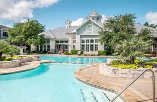 Sweetbriar Apartment | Comfortable Haven Close To Popular Attractions