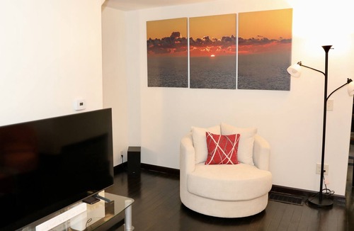 Hillsdale House | Comfortable Hillsdale Retreat
