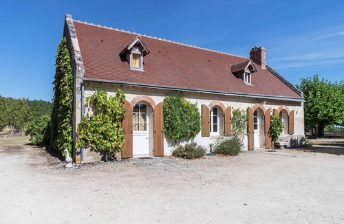 Montrichard House | Comfortable holiday home with swimming pool