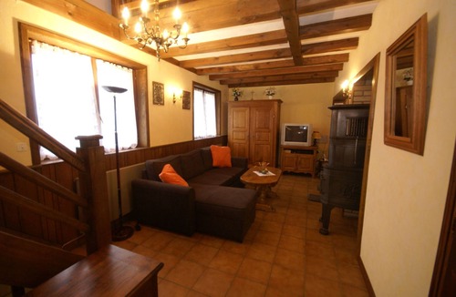 Natzwiller House | Comfortable Holiday Home with Fenced Garden in Natzwiller