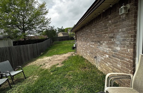 Cibolo House | COMFORTABLE home and large private yard in welcoming Schertz right off 35