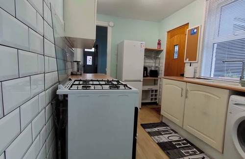 Gillingham House | Comfortable home away from home