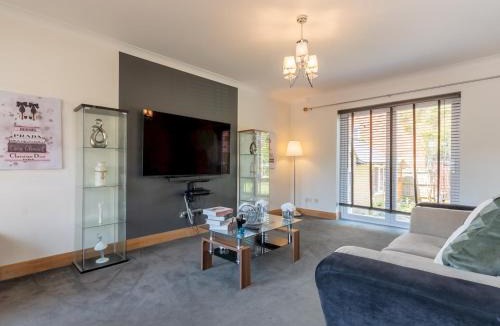 Basildon House | Comfortable home Langdon Hills - Pass the Keys