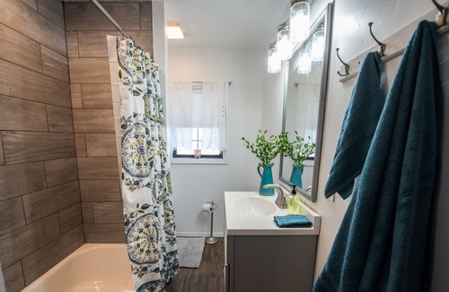 Miami House | Comfortable Home near Casinos and NEO.