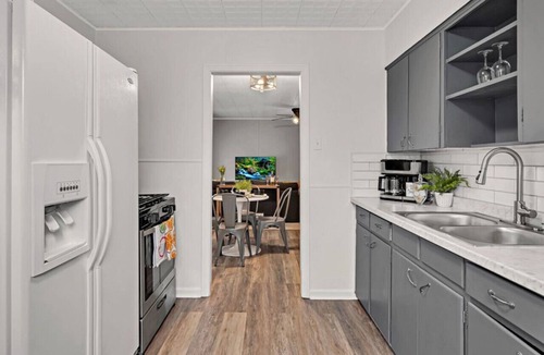 Belton House | Comfortable Home | New Remodel