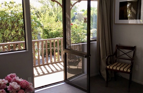 Geraldine House | Comfortable house in stunning gardens