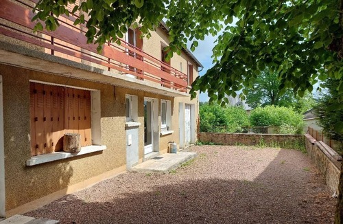 Moux-en-Morvan House | Comfortable house in the center of the village of Moux, to discover the Morvan region