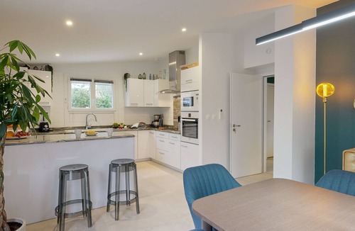 Cugnaux Villa | Comfortable house, 12 people with SPA