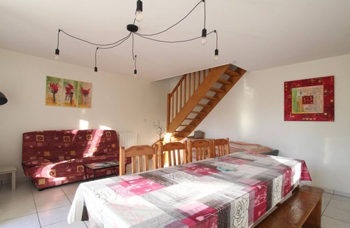 Angoville-sur-Ay Cottage | Comfortable house between sea and countryside