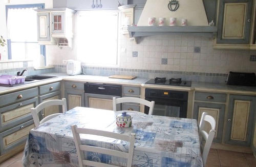 La Gueriniere House | Comfortable house for 6, near beach, pets allowed