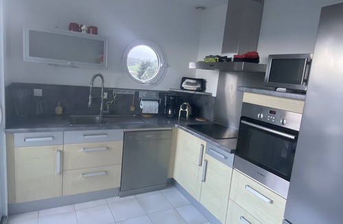 Loguivy House | Comfortable house with private pool & spa