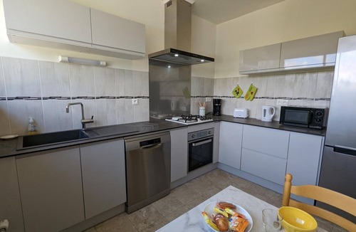 Agris Cottage | Comfortable house with private garden, internet, parking