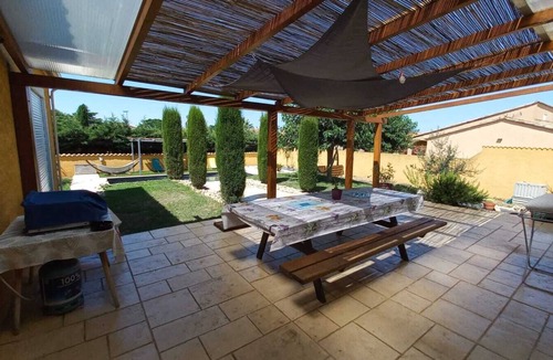 Aubord House | Comfortable house with swimming pool