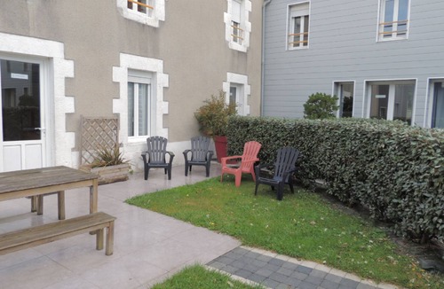 Gouville-sur-Mer House | Comfortable individual lodgings in a natural setting.