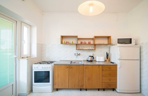 Kastel Stafilic Apartment | Comfortable Kastel Stafilic Apartment with Balcony - Two Bedroom Apartment with Balcony and Sea View