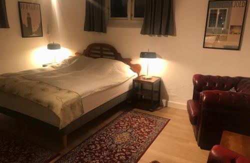 Copenhagen House | Comfortable Large Room King S bed near CPH centre