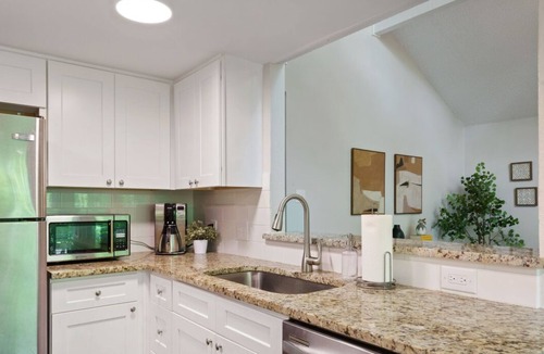 Highland Hills Apartment | Comfortable Living in ATX | Private Deck + Office